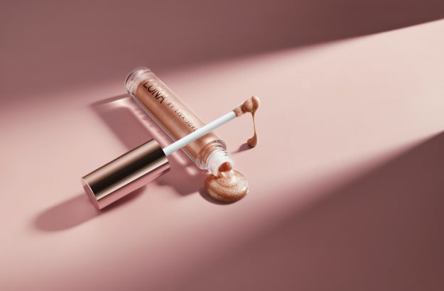 Lip Gloss Lifestyle.