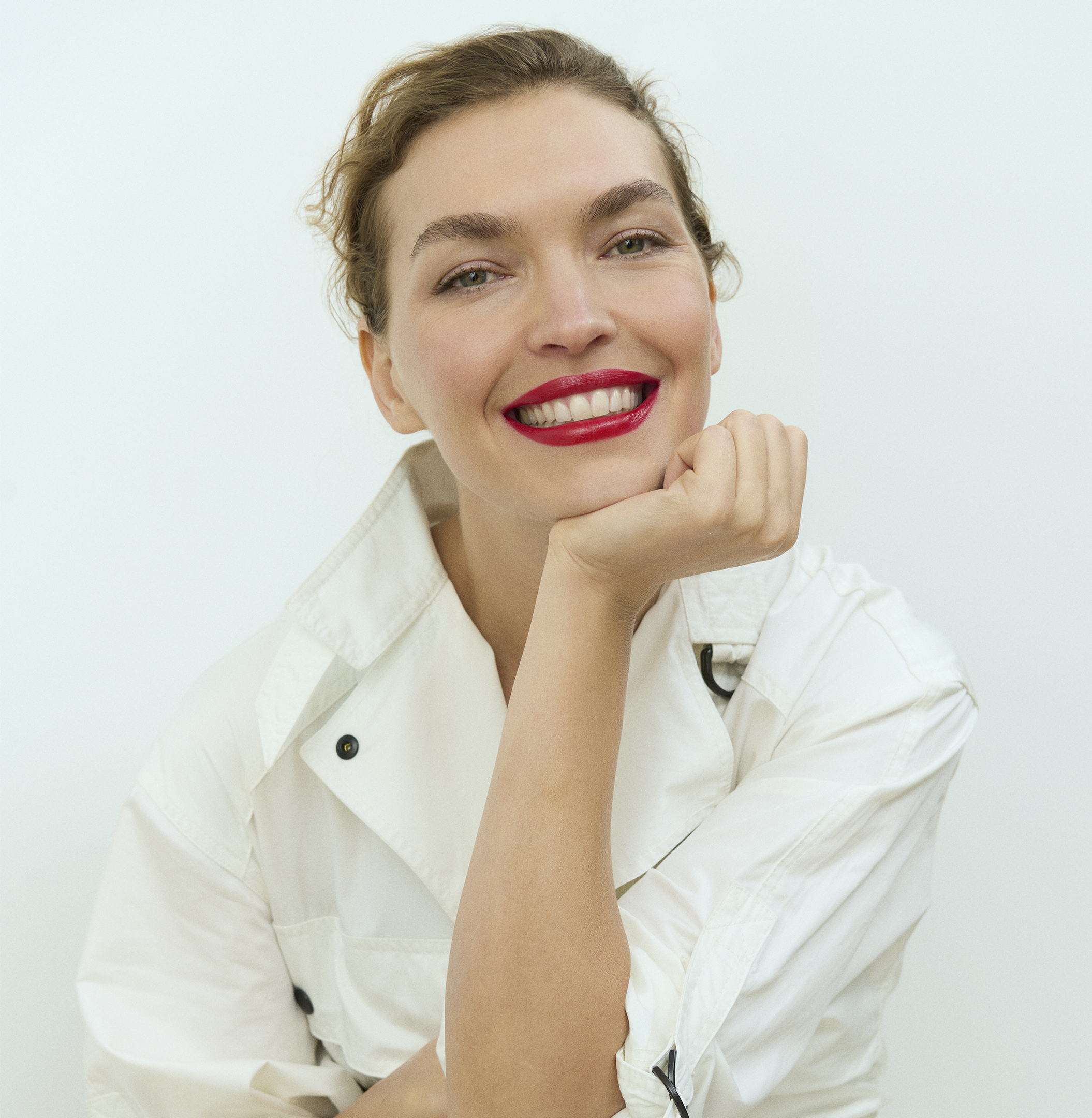 2025_DCH_ARIZONA MUSE_PORTRAIT_01_BLIND_11.jpg