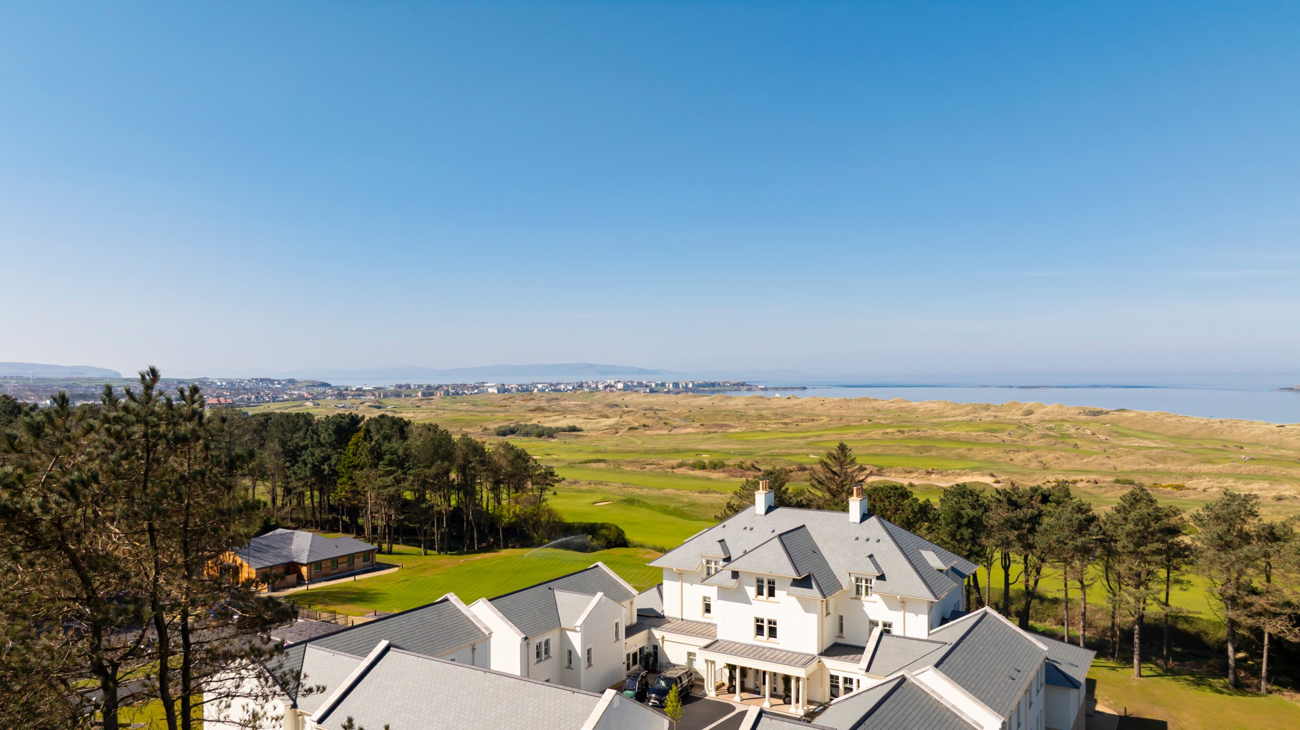 Dunluce Lodge Portrush with sea view